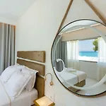Laguna By Diomedes Group