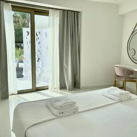 Hotel Laguna By Diomedes Group