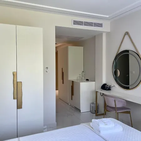 Laguna By Diomedes Group 2*