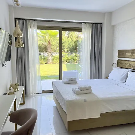 Хотел Laguna By Diomedes Group 2*