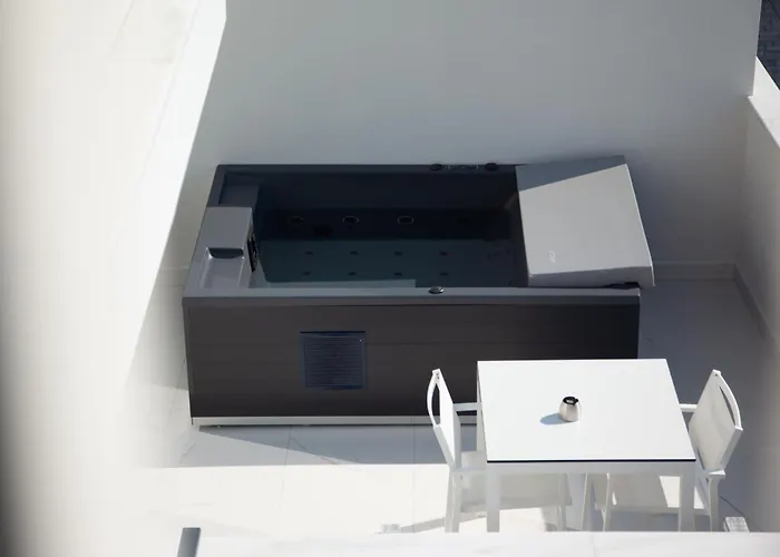 Laguna By Diomedes Group Hanioti