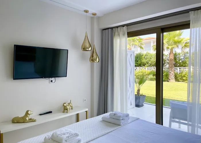 Otel Laguna By Diomedes Group