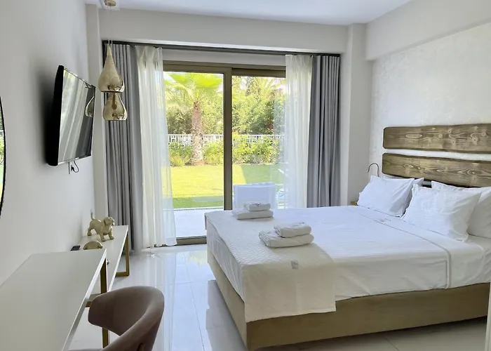 Otel Laguna By Diomedes Group 2*