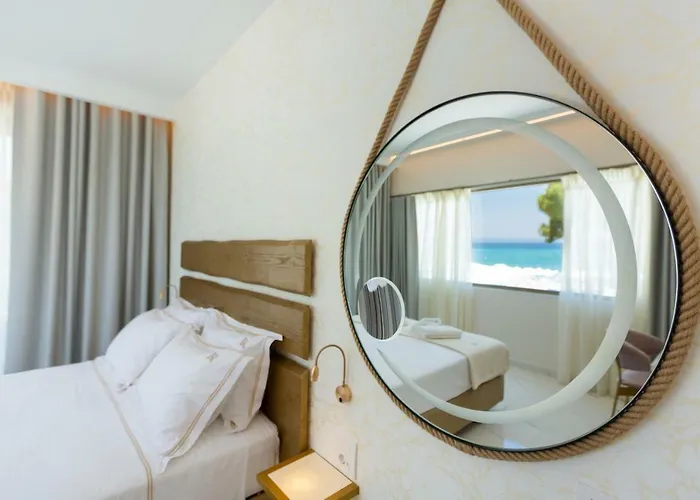 Laguna By Diomedes Group